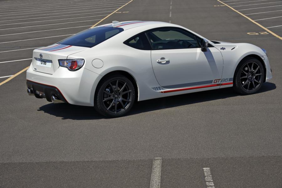  Toyota GT 86 Blanco 2015 года  (фото 4 из 5)
